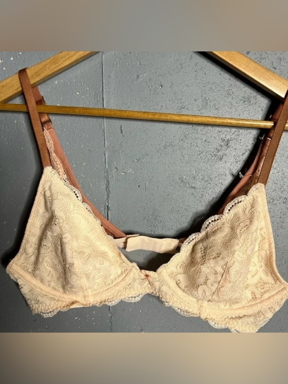 Aerie cream & brown HAPPY bra NWOT.  Size 34C